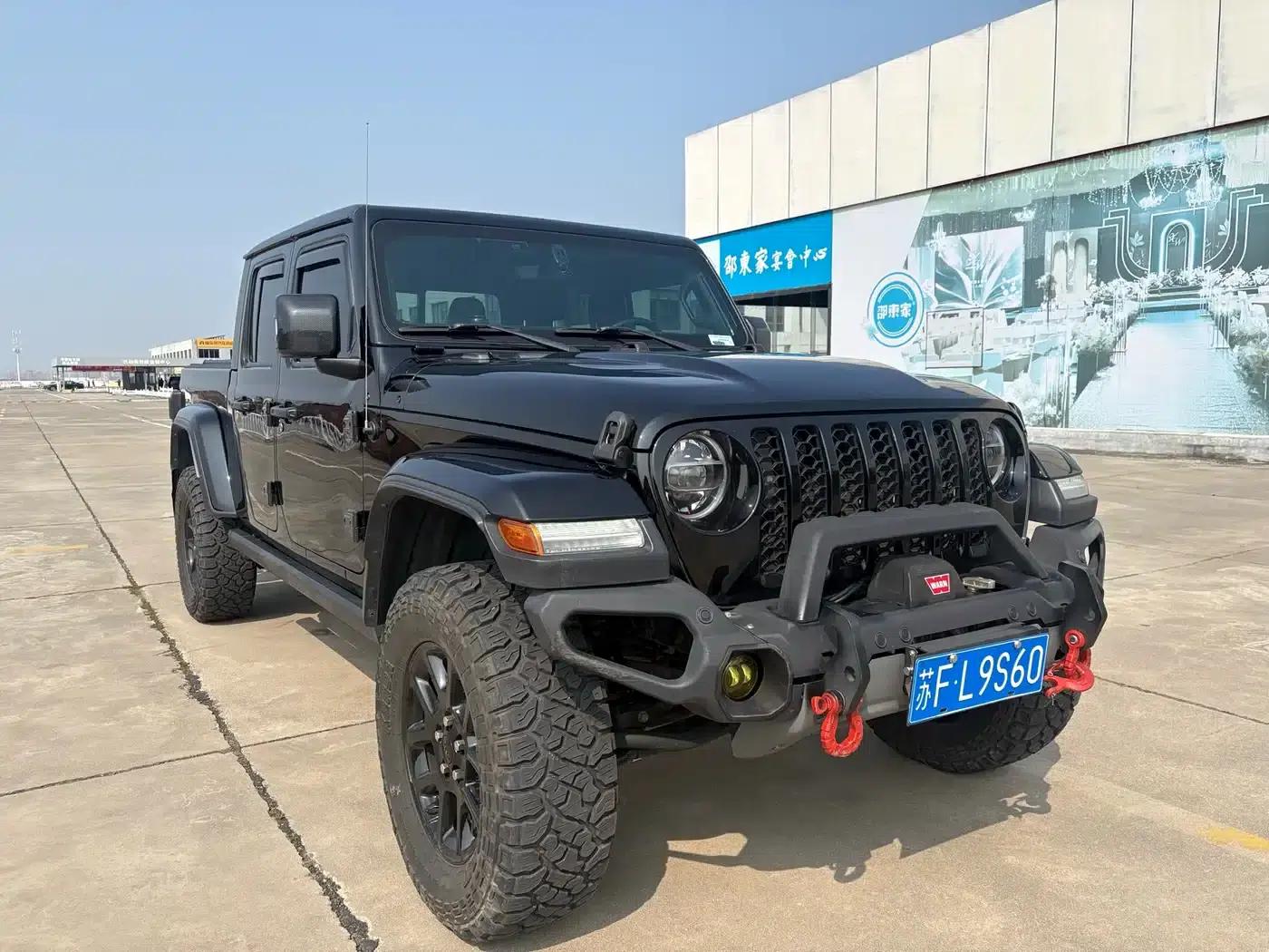 Gladiator 2022 3.6L First Edition — миниатюра 3
