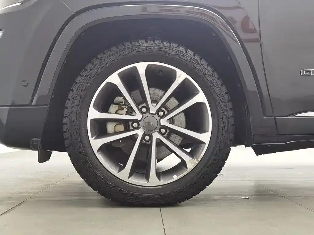 Grand Commander 2018 2.0T 4WD Smart Edition (China VI Emission Standard) — миниатюра 17