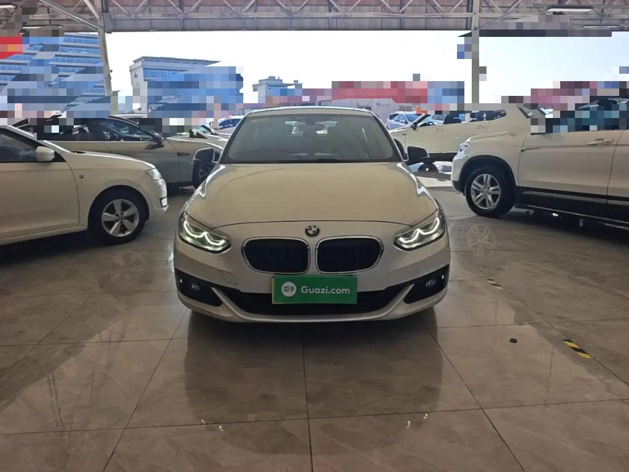BMW 1 Series 2018 Facelifted 118i Sport Edition — миниатюра 2