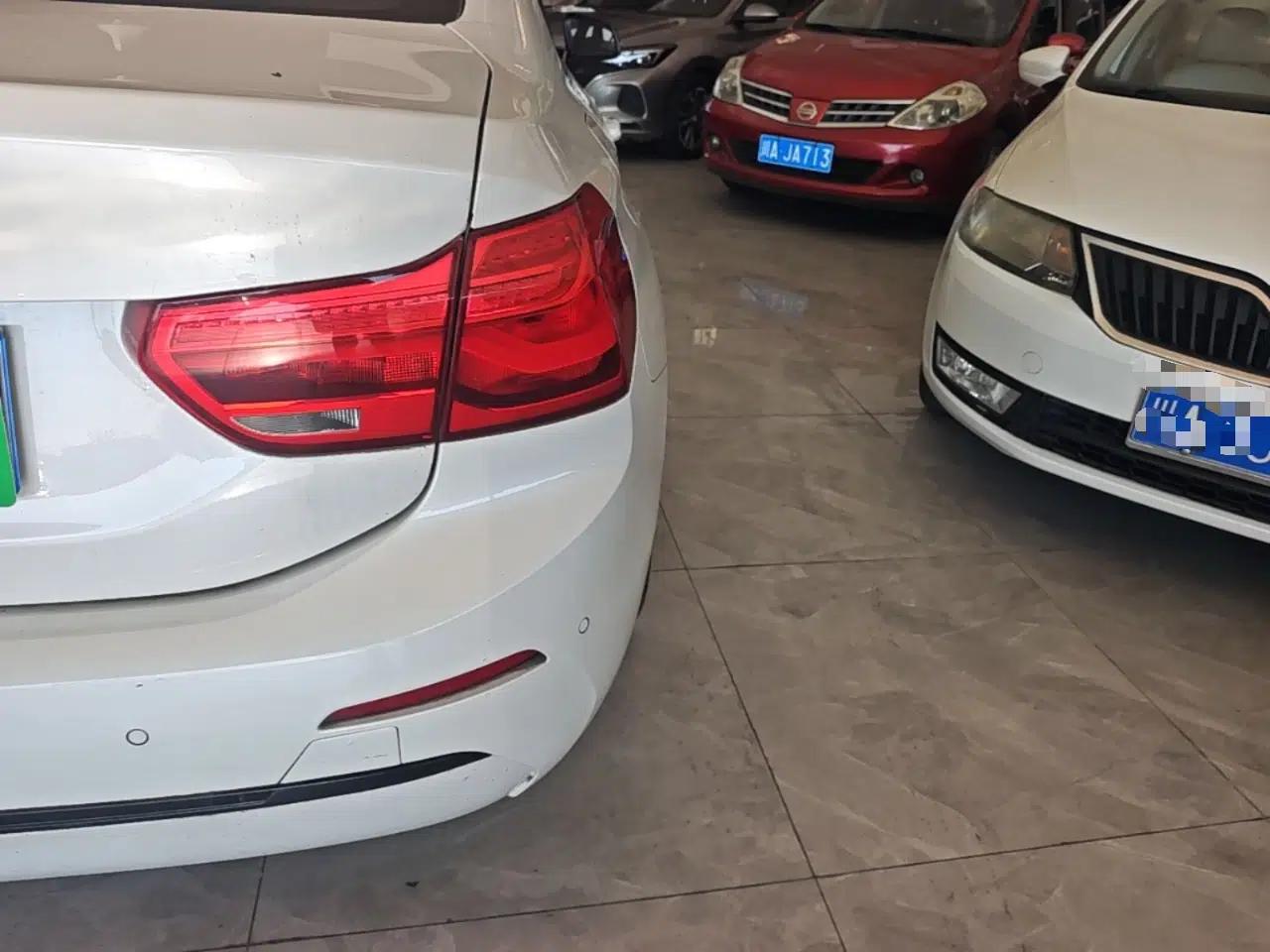BMW 1 Series 2018 Facelifted 118i Sport Edition — миниатюра 9