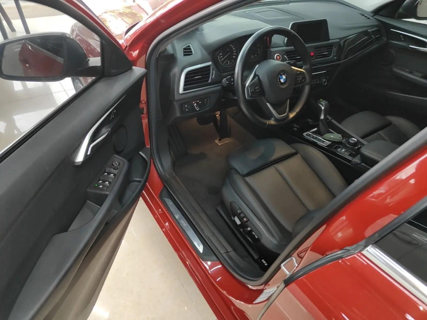 BMW 1 Series 2017 118i Sport Edition — миниатюра 18