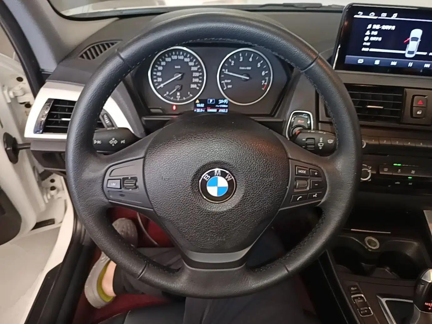 BMW 1 Series 2013 Revised 116i Leading Edition — миниатюра 13