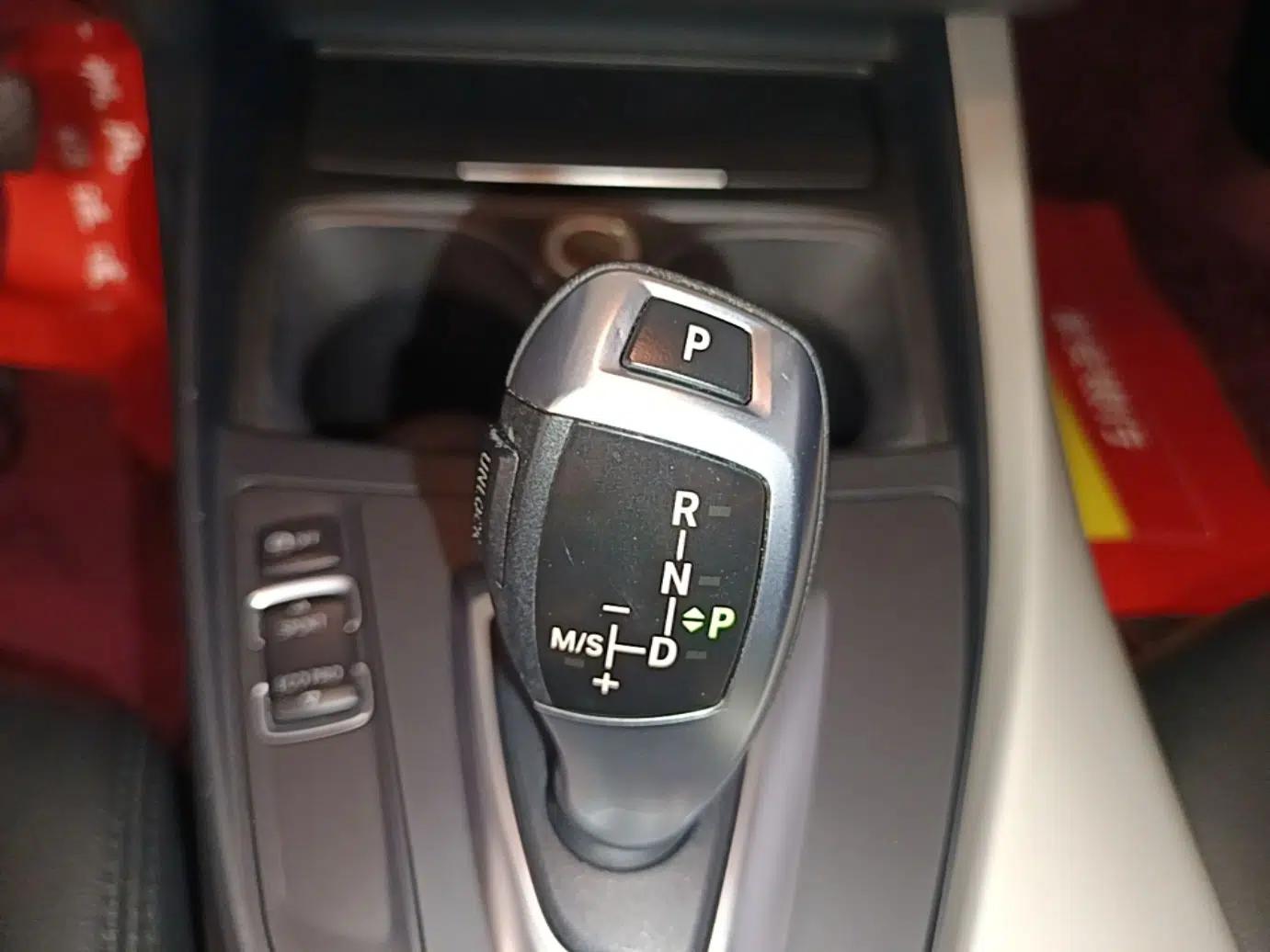 BMW 1 Series 2013 Revised 116i Leading Edition — миниатюра 16