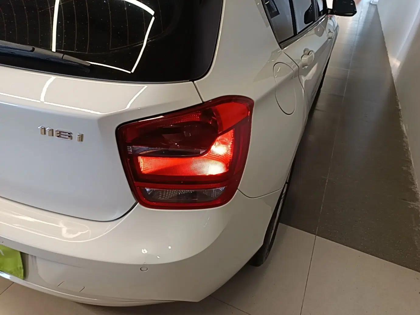 BMW 1 Series 2013 Revised 116i Leading Edition — миниатюра 9