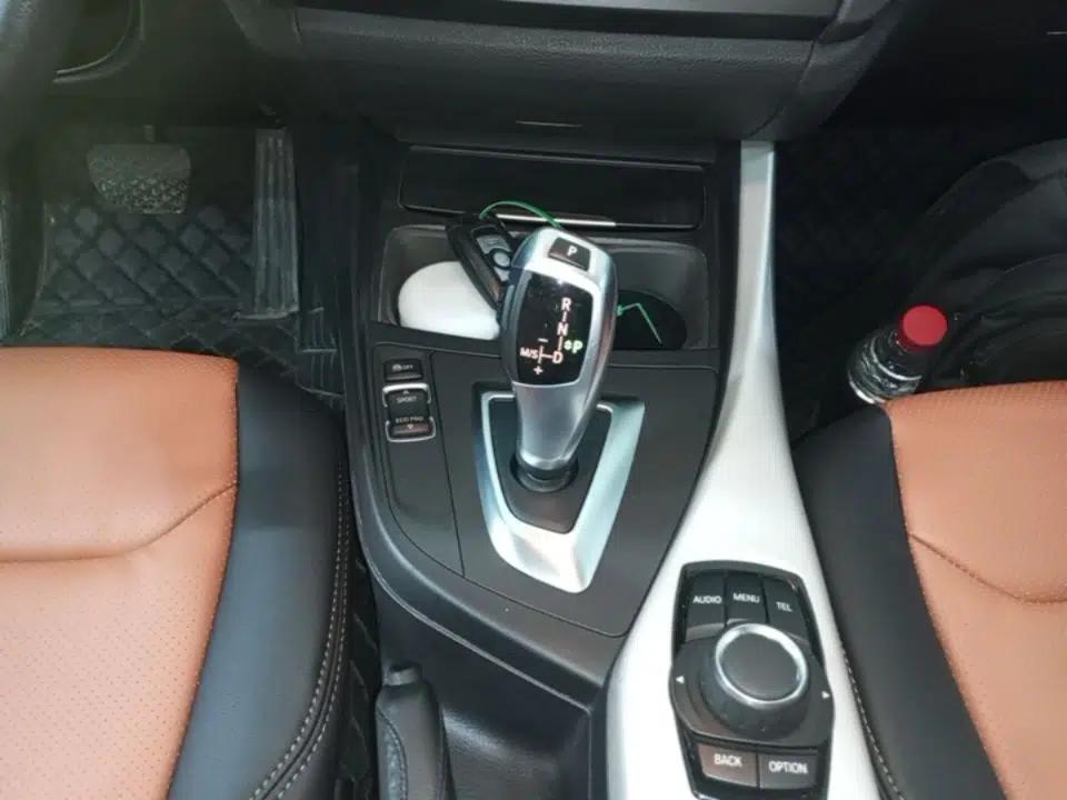 BMW 1 Series 2013 Revised 116i Leading Edition — миниатюра 16