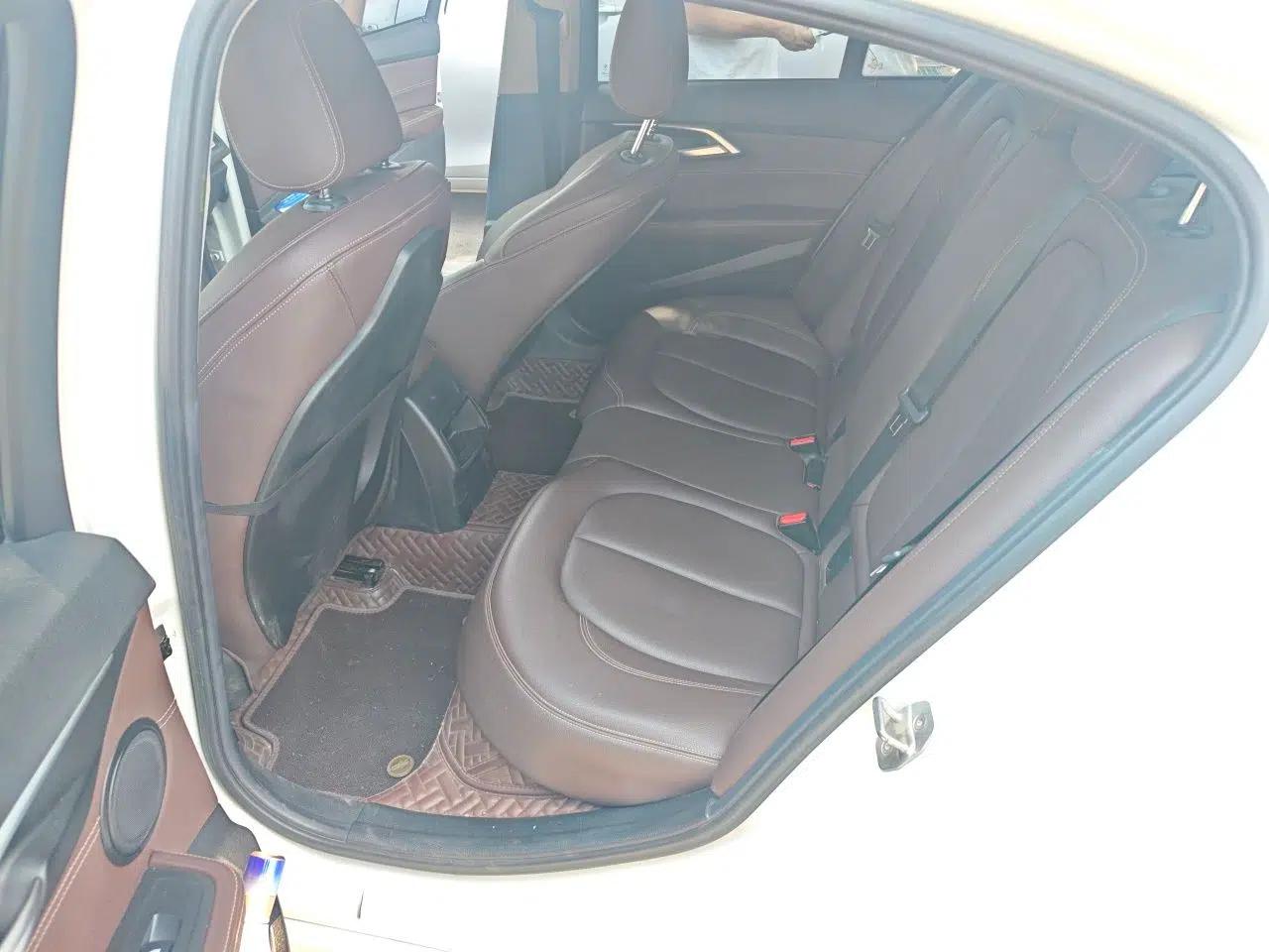 BMW 1 Series 2019 118i M Sport Package — миниатюра 17