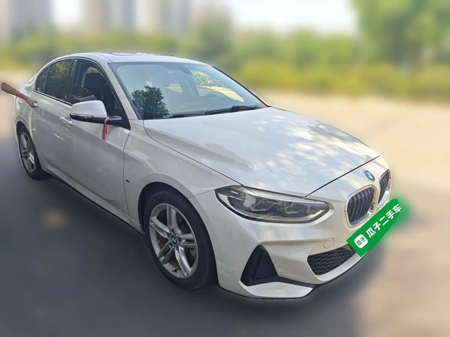 BMW 1 Series 2019 118i M Sport Package — миниатюра 3