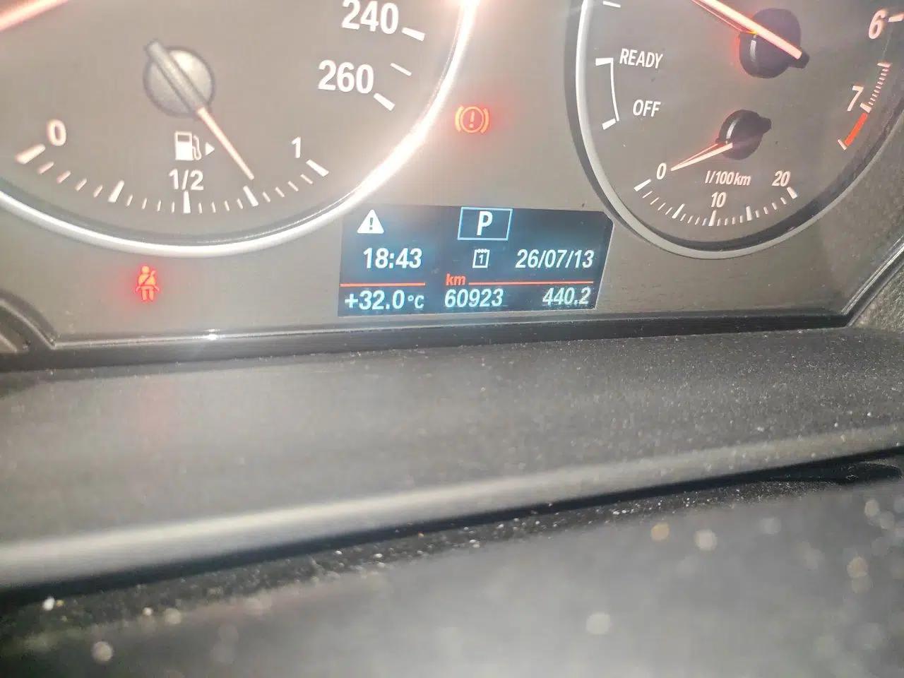 BMW 1 Series 2016 118i Leading Model — миниатюра 12