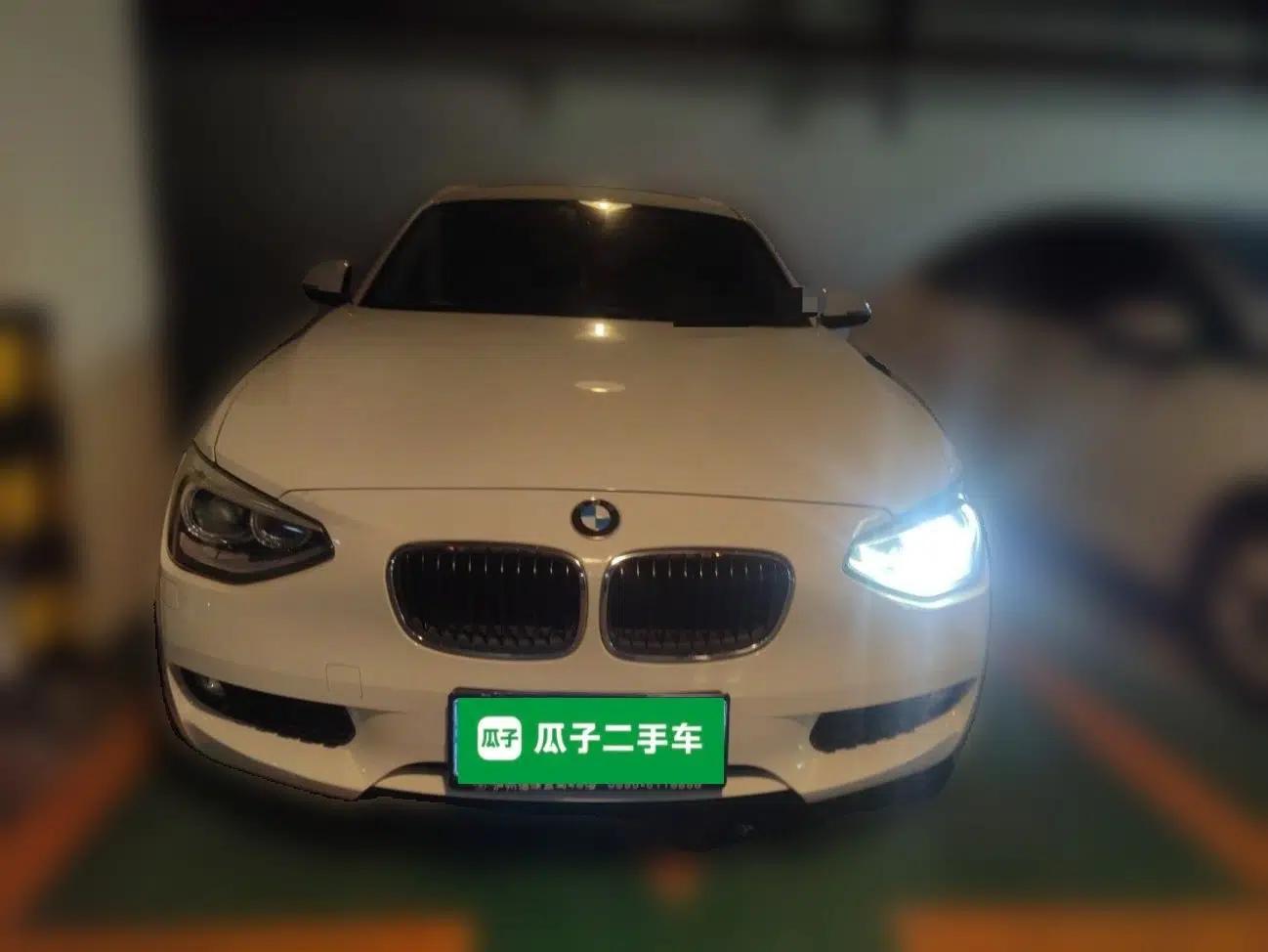 BMW 1 Series 2013 Facelifted 118i Leading Edition — миниатюра 2
