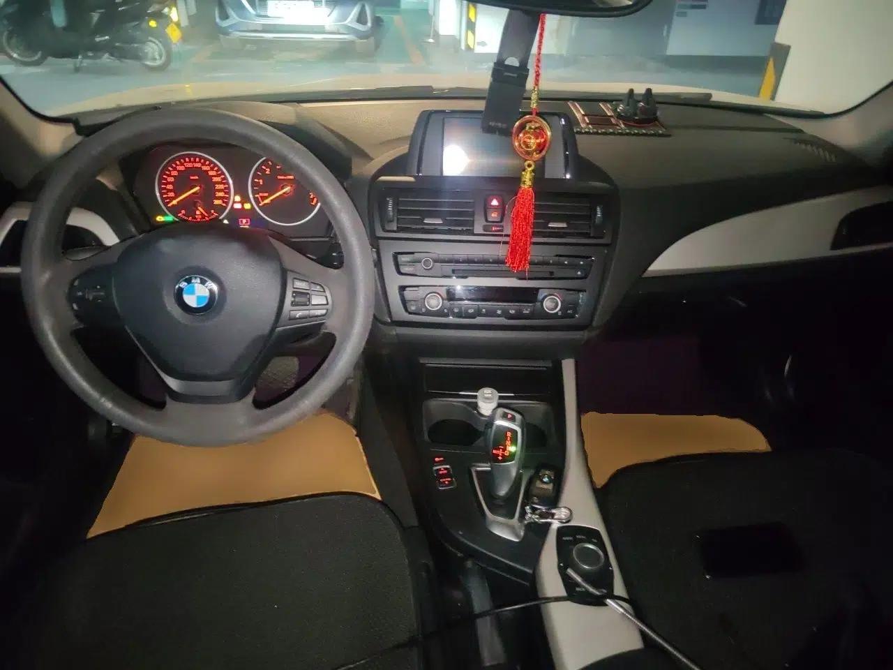BMW 1 Series 2013 Facelifted 118i Leading Edition — миниатюра 9