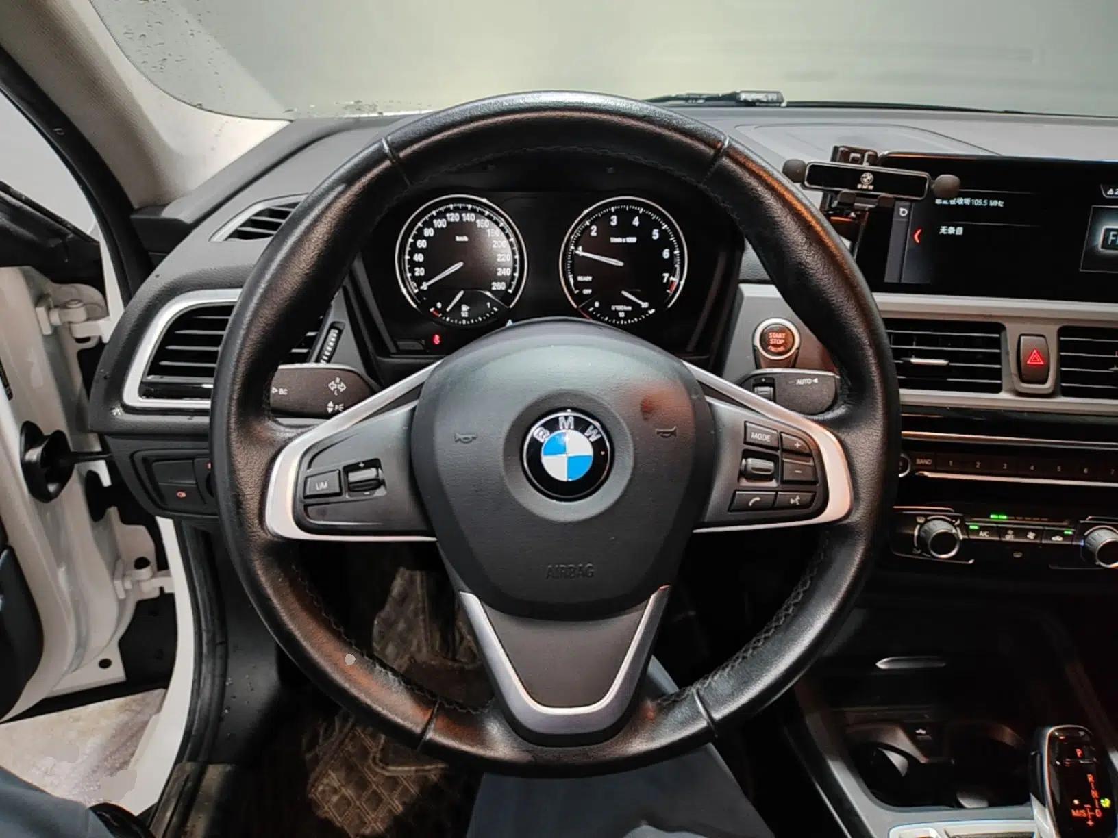 BMW 1 Series 2020 120i Fashion Model — миниатюра 13