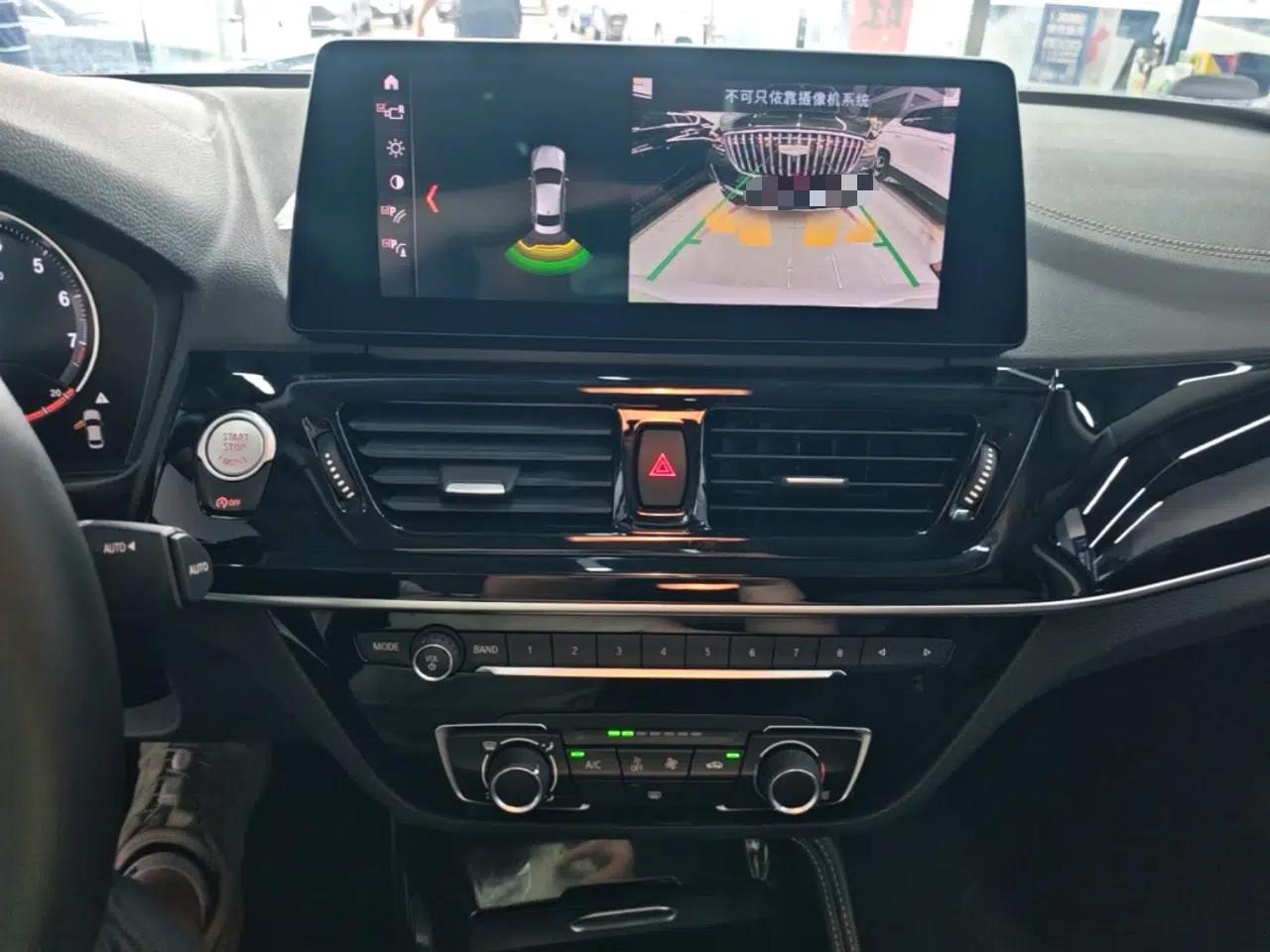 BMW 1 Series 2021 Revised 120i M Sport Night Edition — миниатюра 20