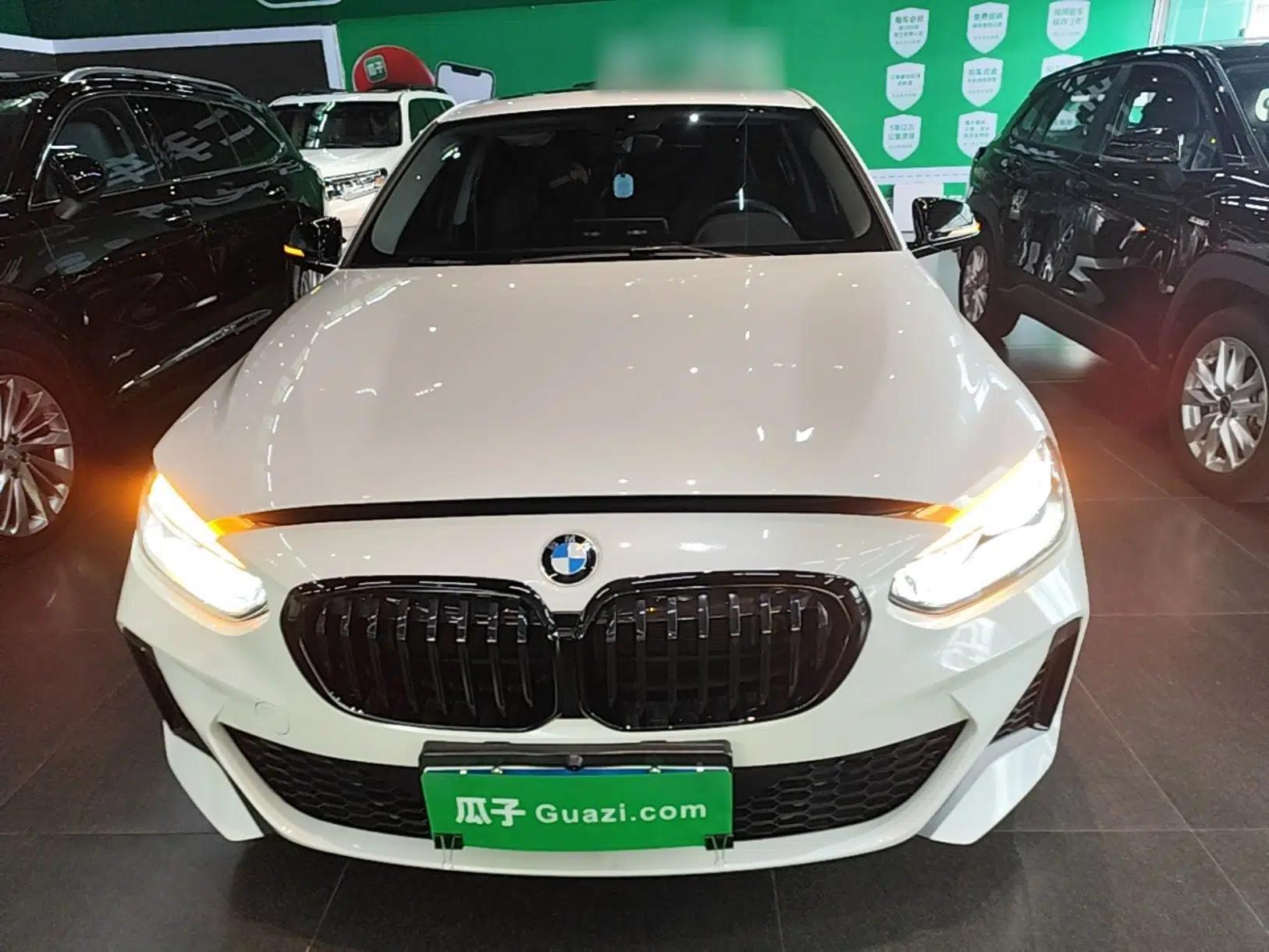 BMW 1 Series 2023 125i M Sport Night Edition — миниатюра 2