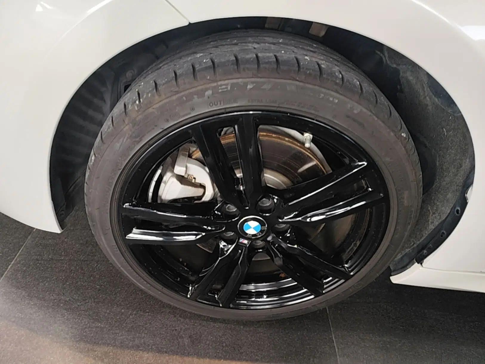 BMW 1 Series 2023 125i M Sport Night Edition — миниатюра 15