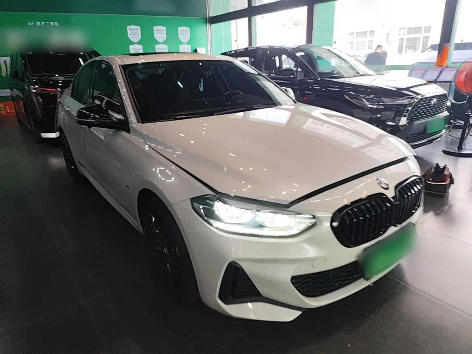 BMW 1 Series 2023 125i M Sport Night Edition — миниатюра 3