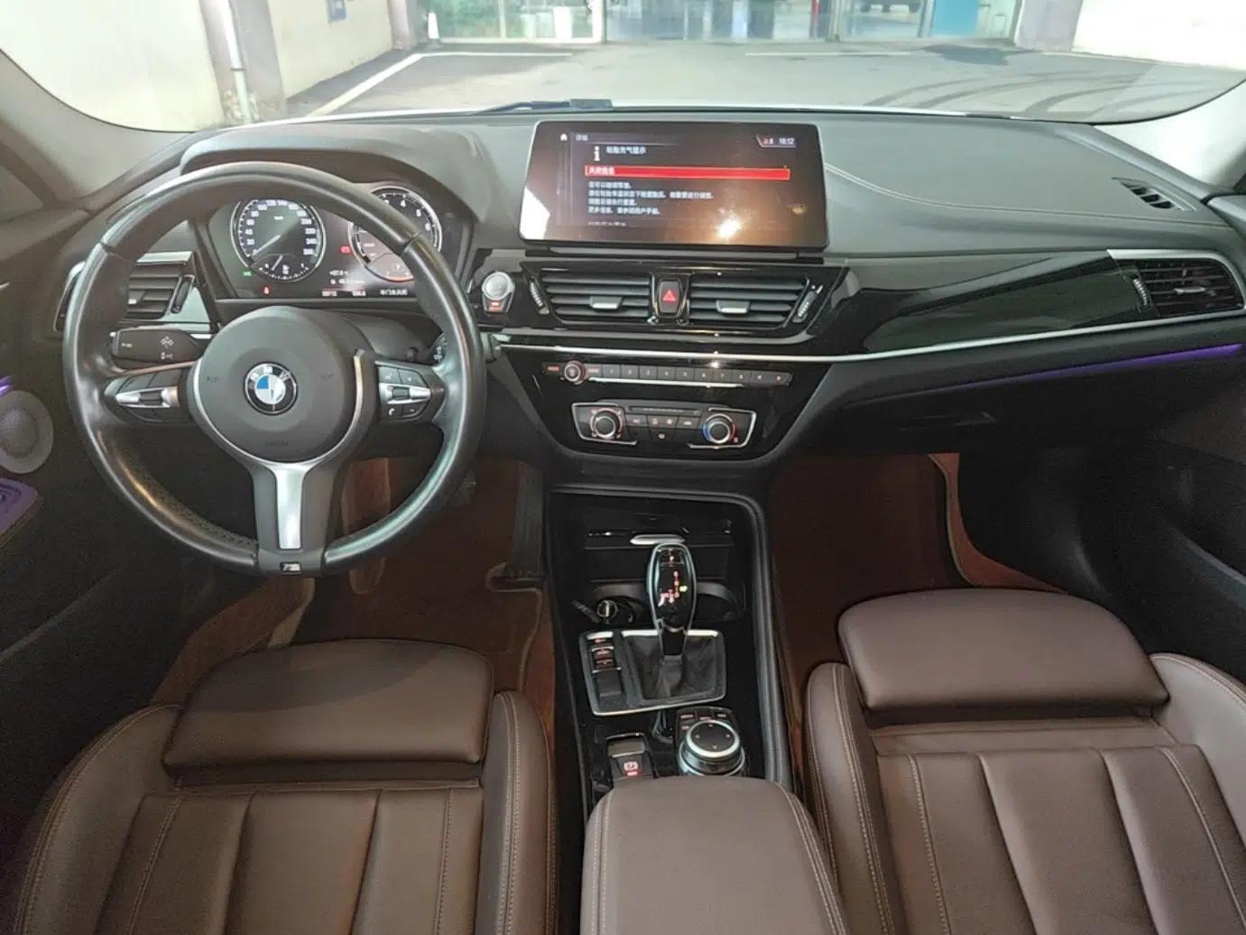 BMW 1 Series 2022 125i M Sport Night Edition — миниатюра 17
