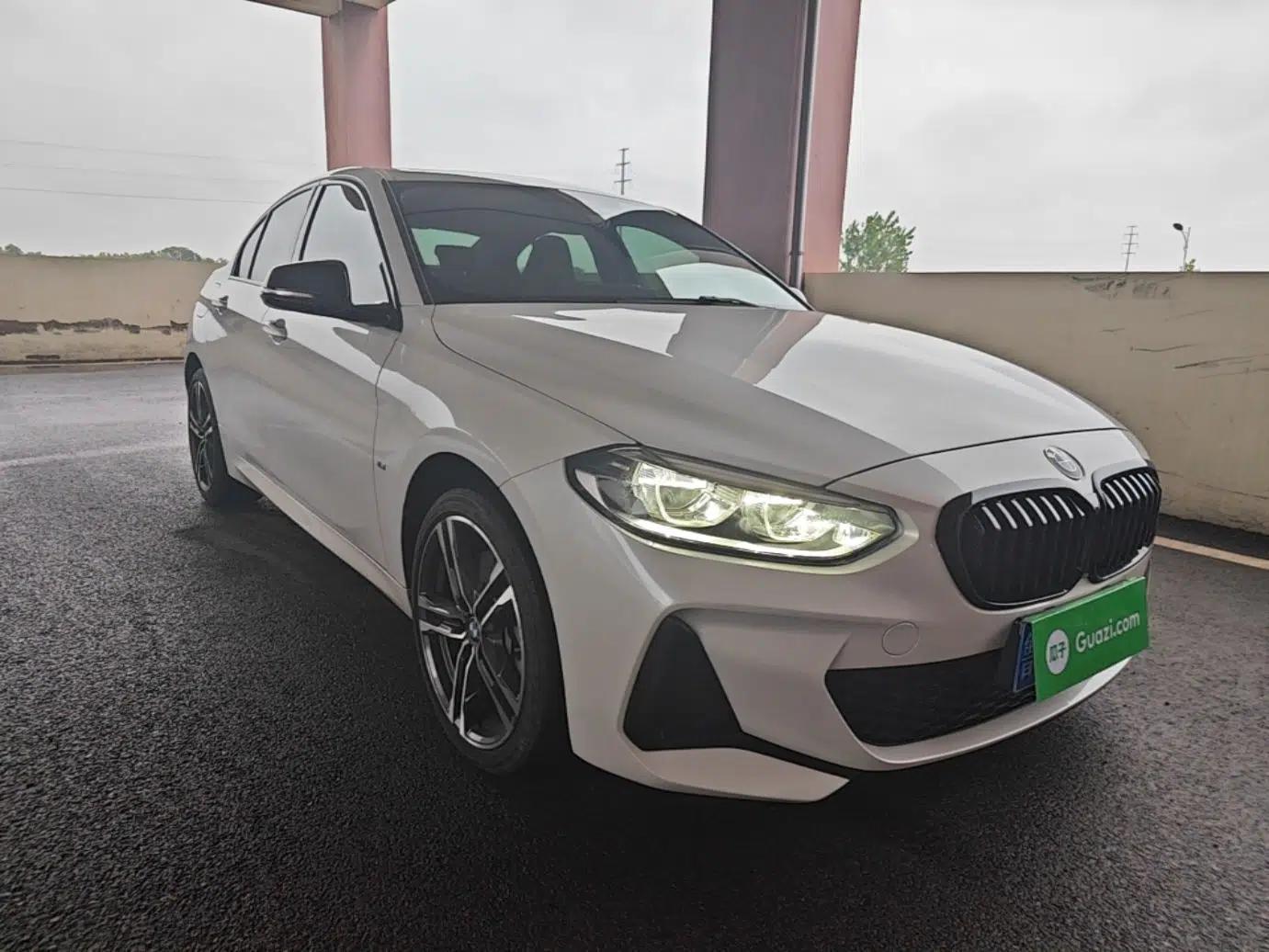 BMW 1 Series 2022 125i M Sport Night Edition — миниатюра 3