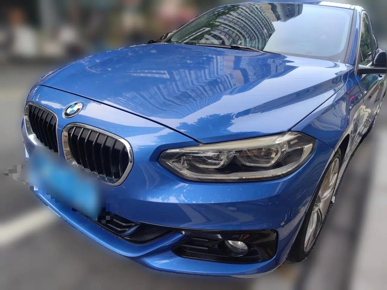 BMW 1 Series 2018 120i Design Package Model — миниатюра 1