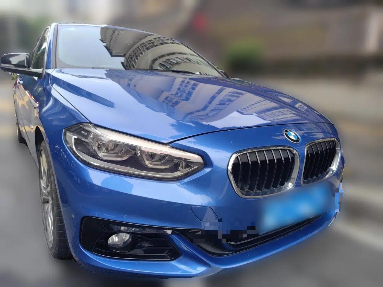 BMW 1 Series 2018 120i Design Package Model — миниатюра 3