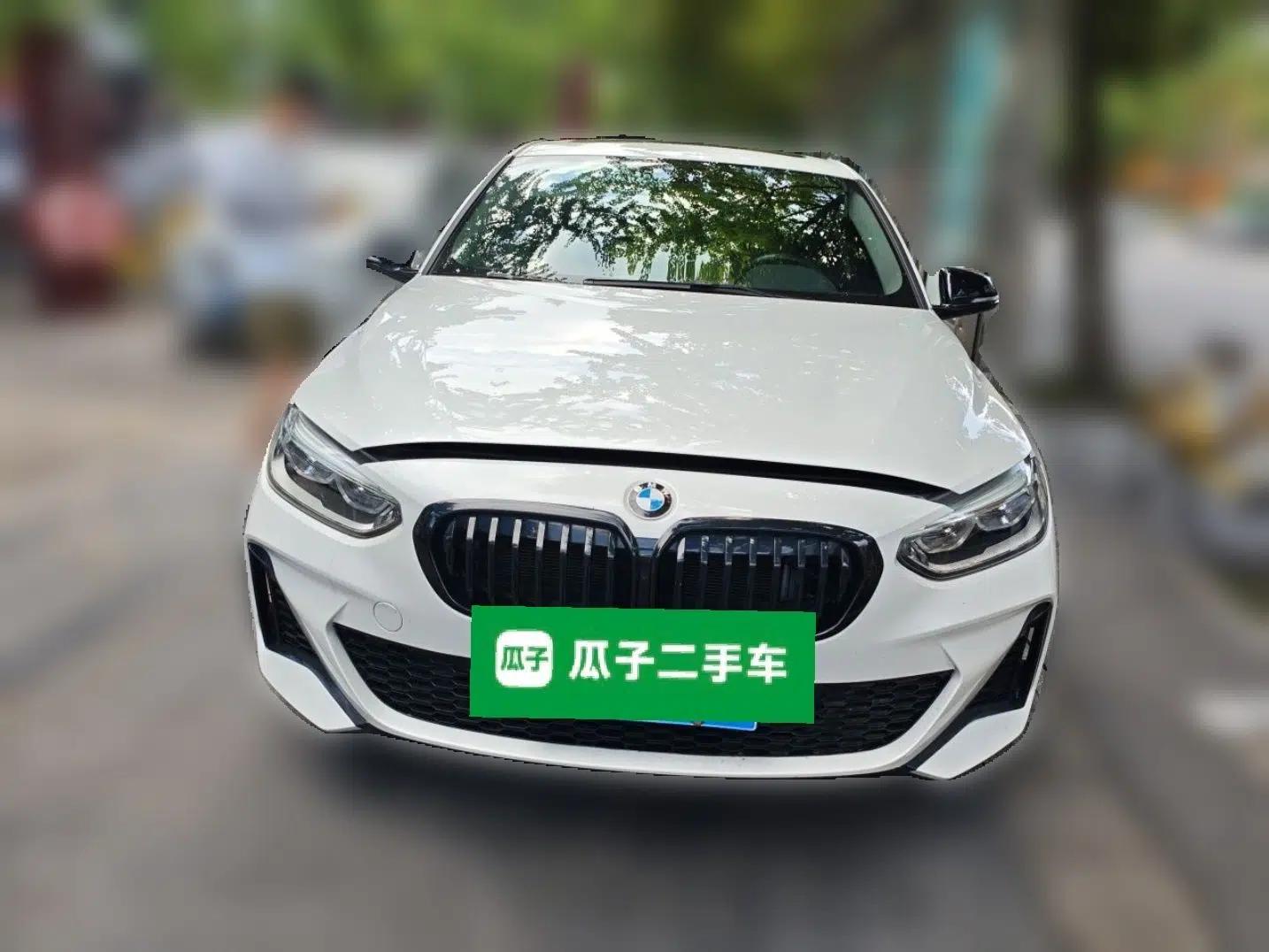 BMW 1 Series 2021 Revised 120i M Sport Night Edition — миниатюра 2