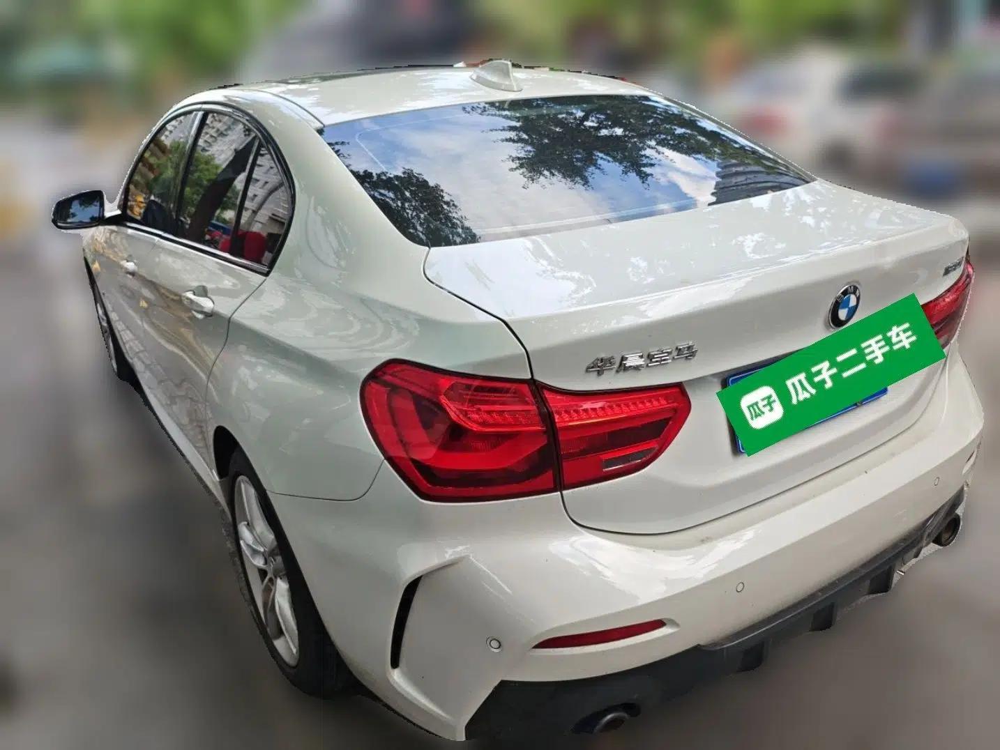 BMW 1 Series 2021 Revised 120i M Sport Night Edition — миниатюра 4