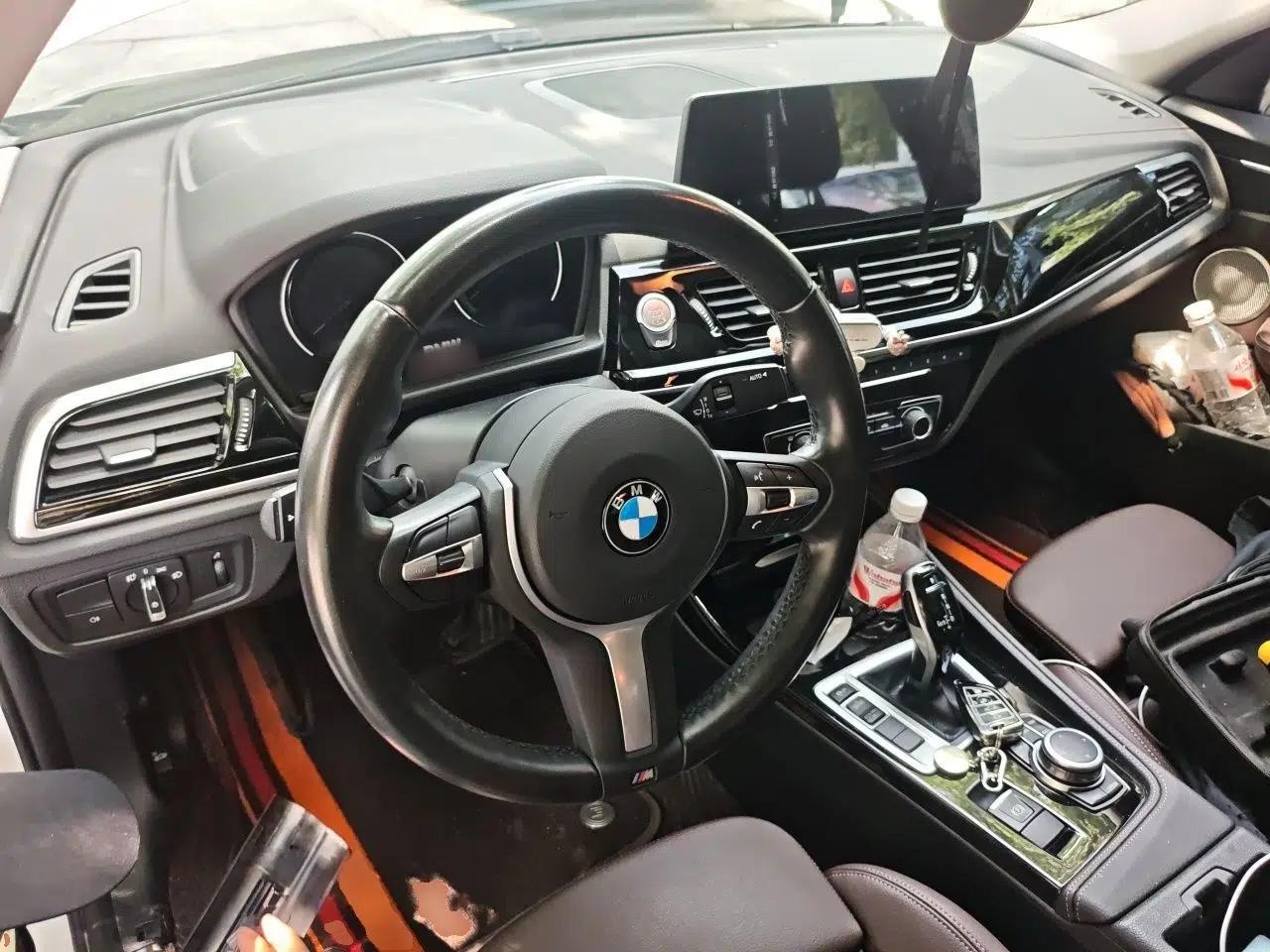 BMW 1 Series 2021 Revised 120i M Sport Night Edition — миниатюра 10