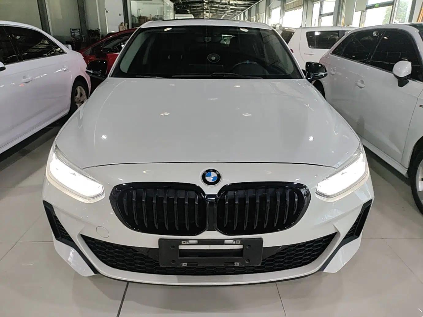 BMW 1 Series 2021 Revised 120i M Sport Night Edition — миниатюра 2