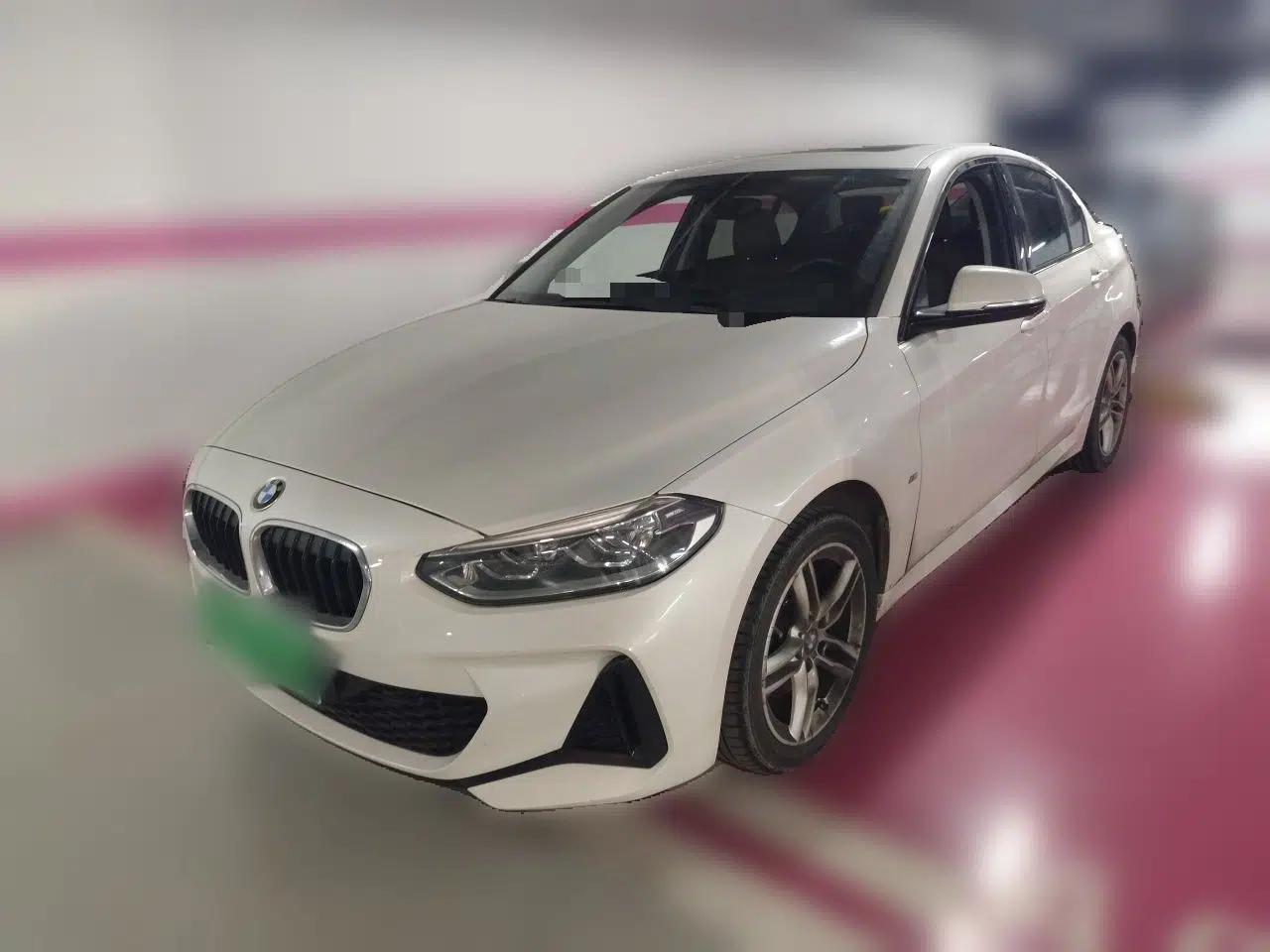 BMW 1 Series 2020 120i M Sport Package — миниатюра 1