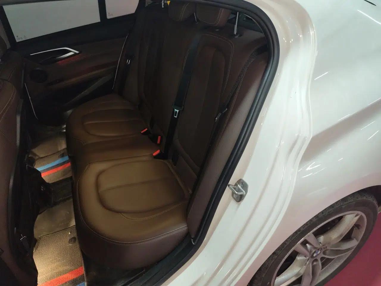BMW 1 Series 2020 120i M Sport Package — миниатюра 17