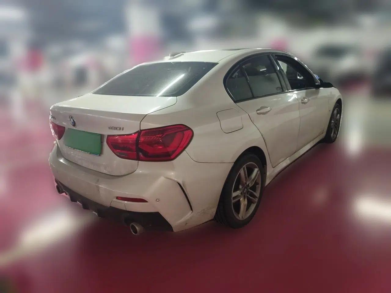 BMW 1 Series 2020 120i M Sport Package — миниатюра 6