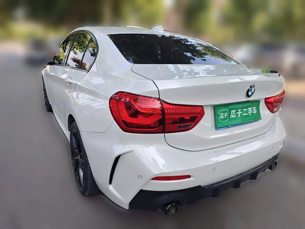 BMW 1 Series 2022 125i M Sport Night Edition — миниатюра 4