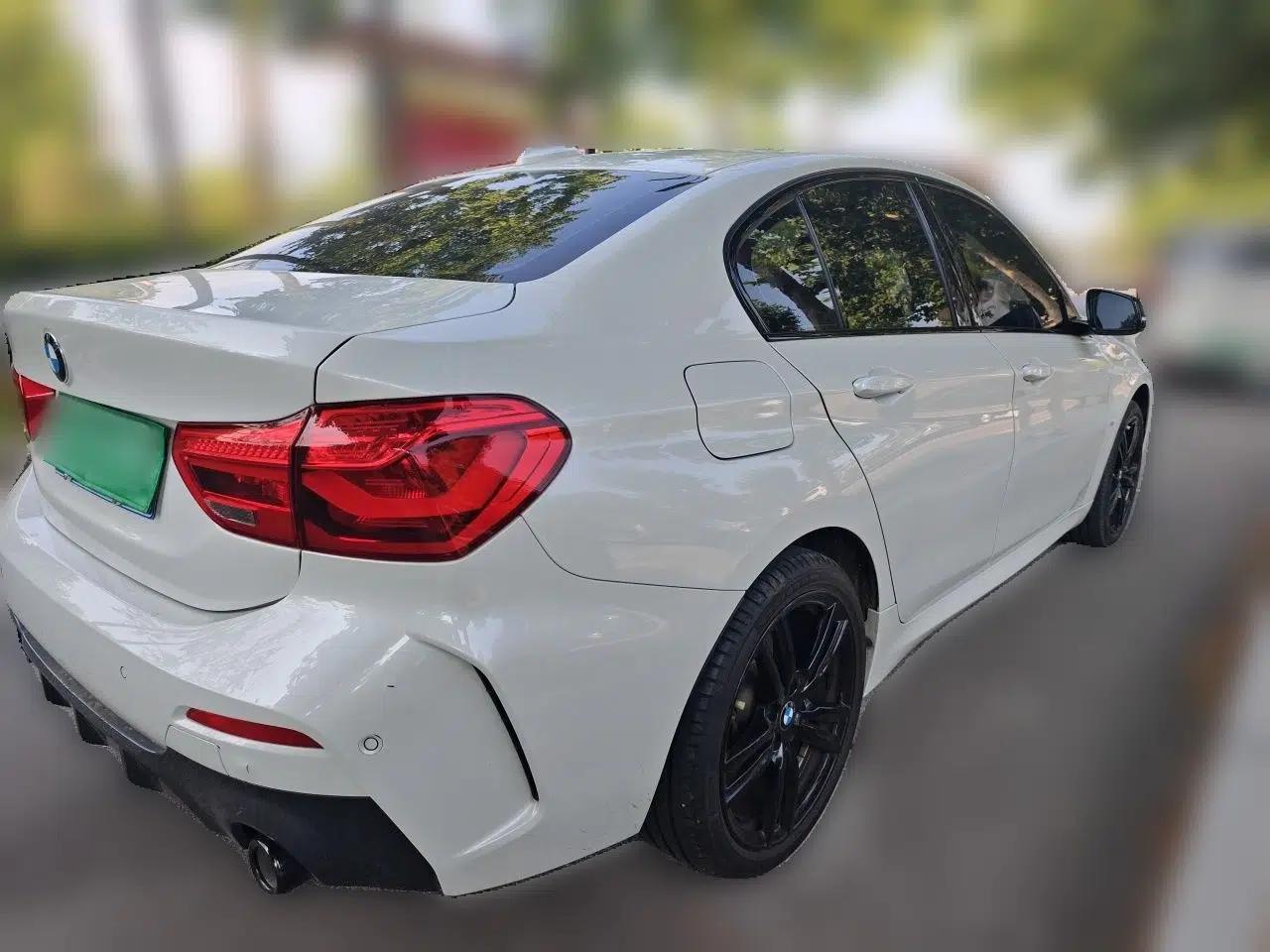 BMW 1 Series 2022 125i M Sport Night Edition — миниатюра 6