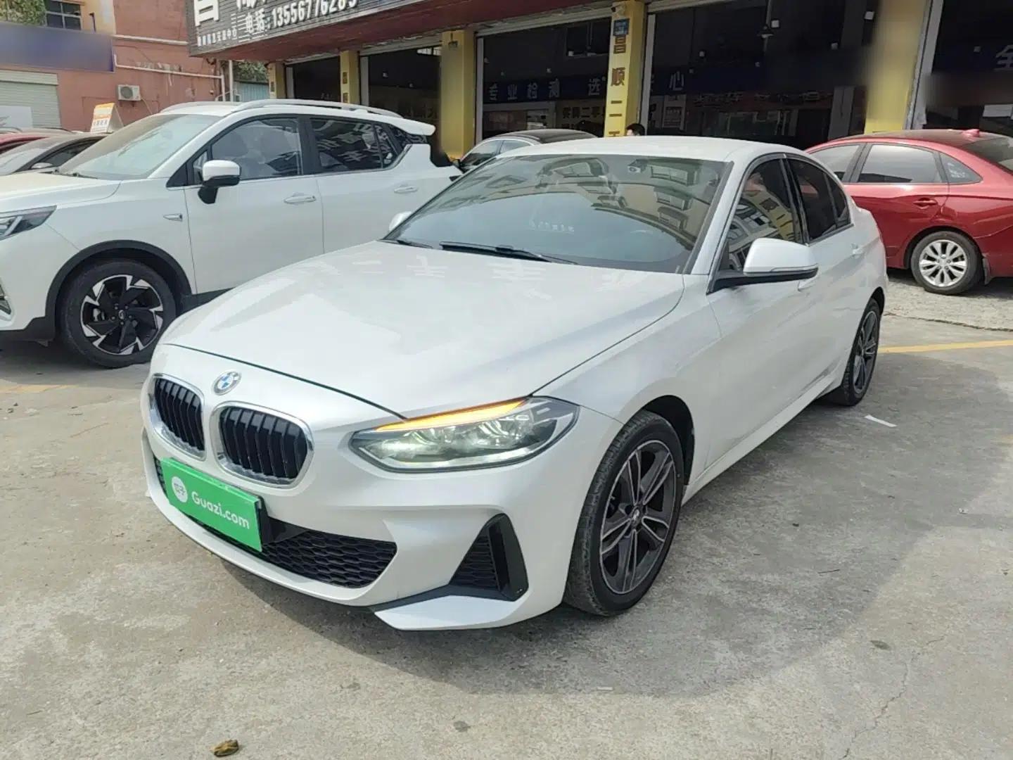BMW 1 Series 2021 Revised 120i M Sport Edition — миниатюра 1