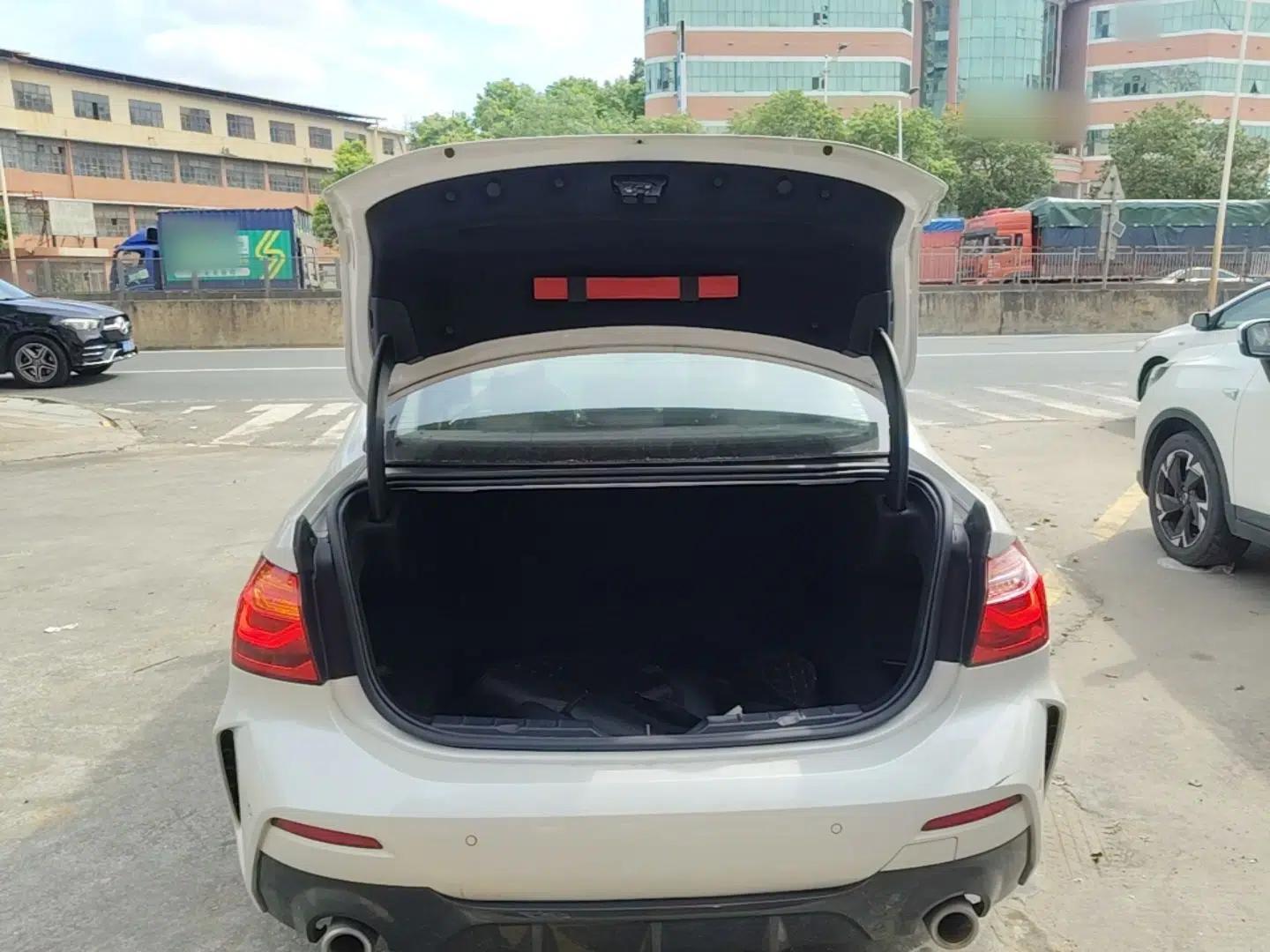 BMW 1 Series 2021 Revised 120i M Sport Edition — миниатюра 22