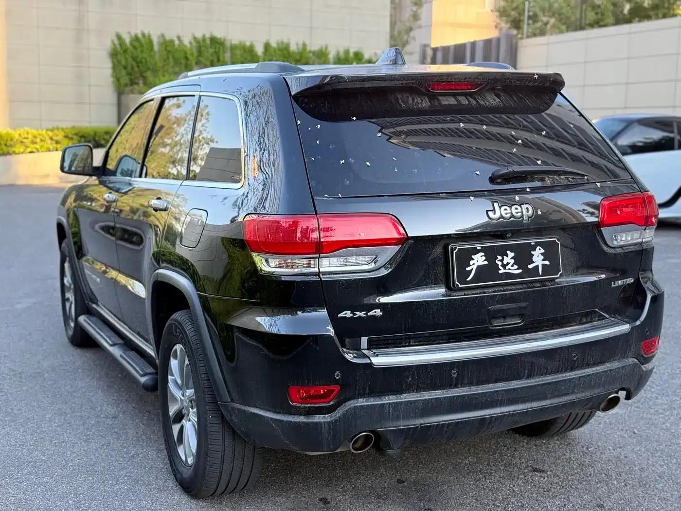 2015 Jeep Grand Cherokee Imported Model 3.0L Elite Navigation Edition — миниатюра 4