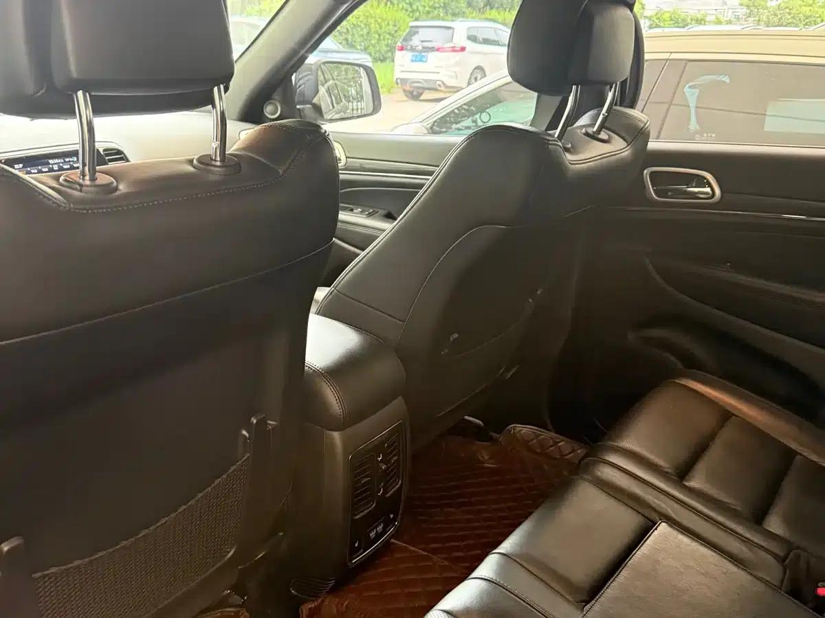 2020 Jeep Grand Cherokee 3.0L Elite Navigation Edition (Imported) — миниатюра 4