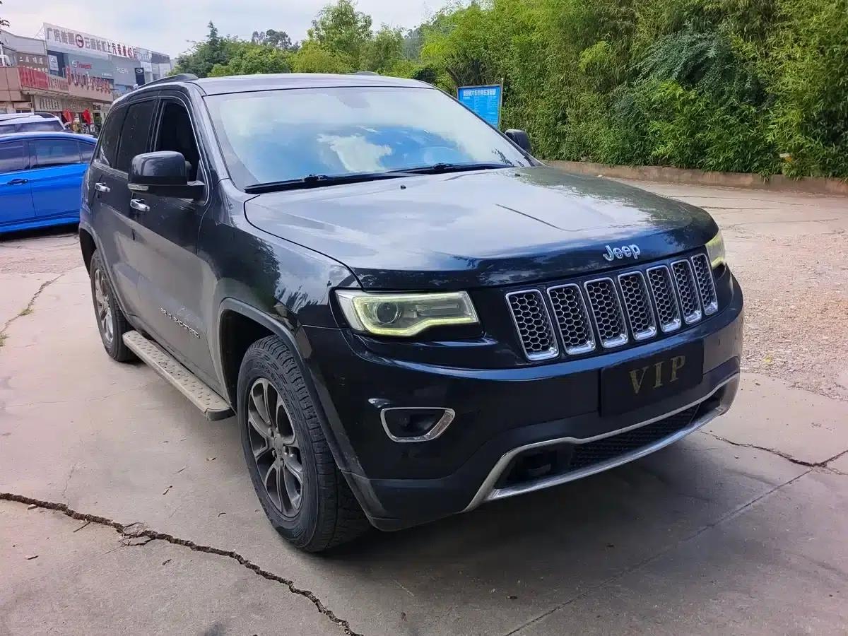 2014 Jeep Grand Cherokee (Imported) 3.0L Comfort Navigation Edition — миниатюра 3