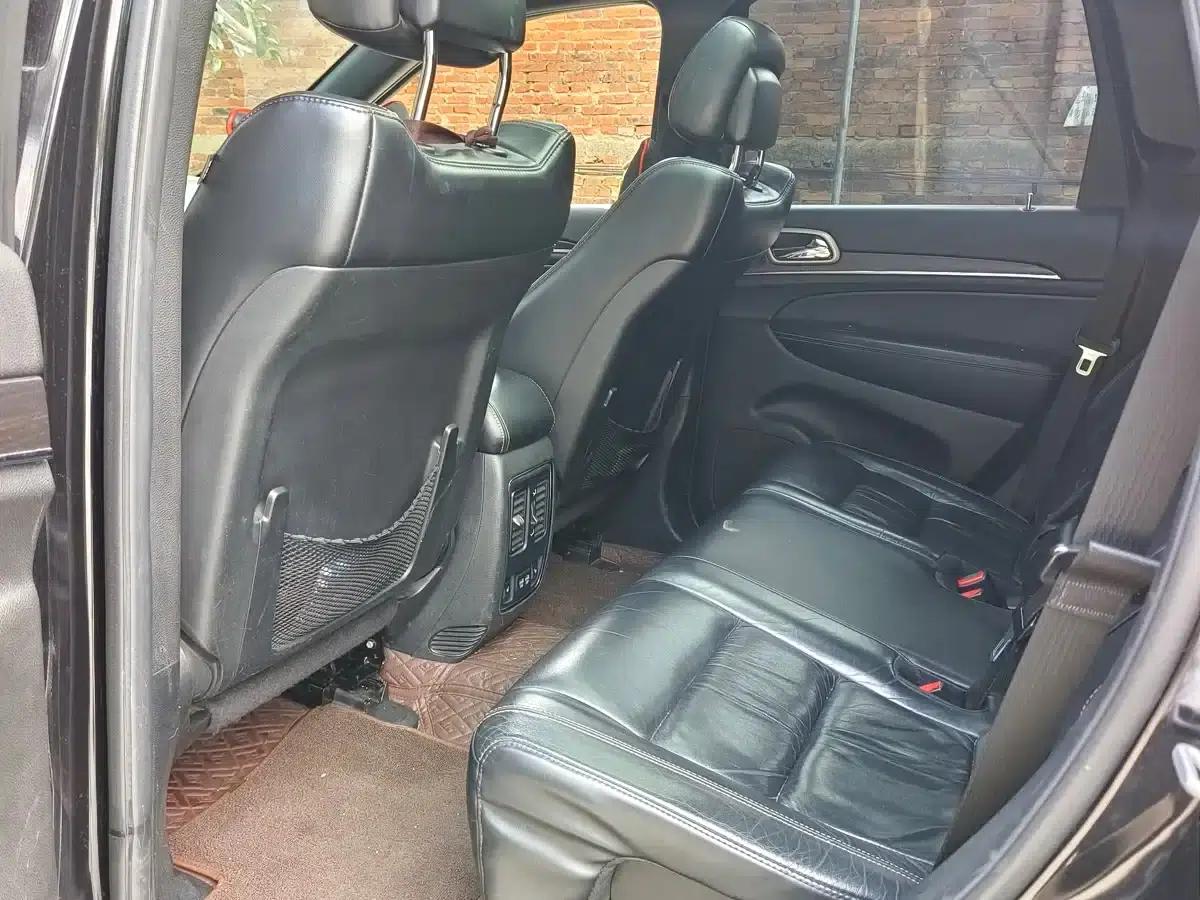 2014 Jeep Grand Cherokee (Imported) 3.0L Comfort Navigation Edition — миниатюра 6