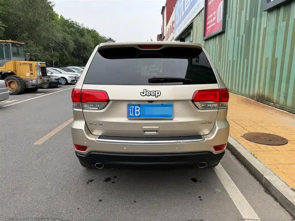 2014 Jeep Grand Cherokee (Imported) 3.6L Flagship Premium Edition — миниатюра 12