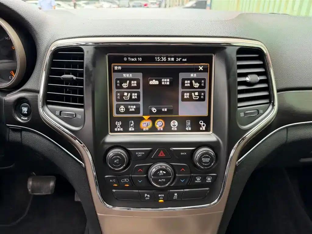 2014 Jeep Grand Cherokee (Imported) 3.6L Flagship Premium Edition — миниатюра 6