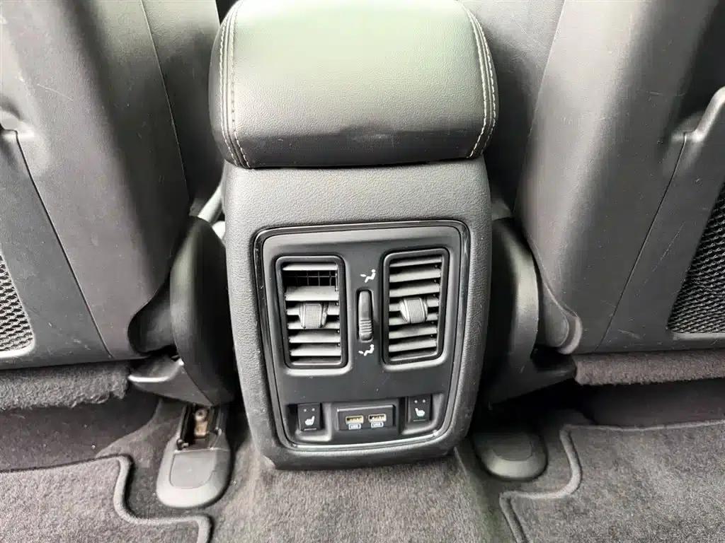 2014 Jeep Grand Cherokee (Imported) 3.6L Flagship Premium Edition — миниатюра 9