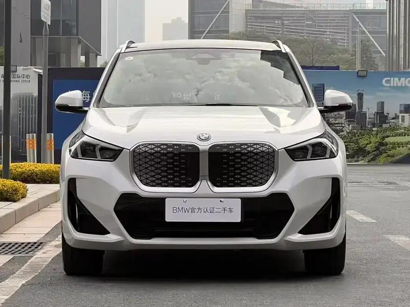 BMW iX1 2025 eDrive25L M Sport Package — миниатюра 2
