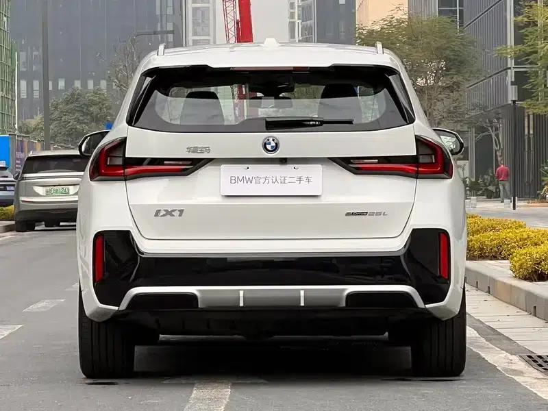 BMW iX1 2025 eDrive25L M Sport Package — миниатюра 5