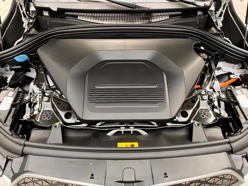 BMW iX1 2025 eDrive25L M Sport Package — миниатюра 7