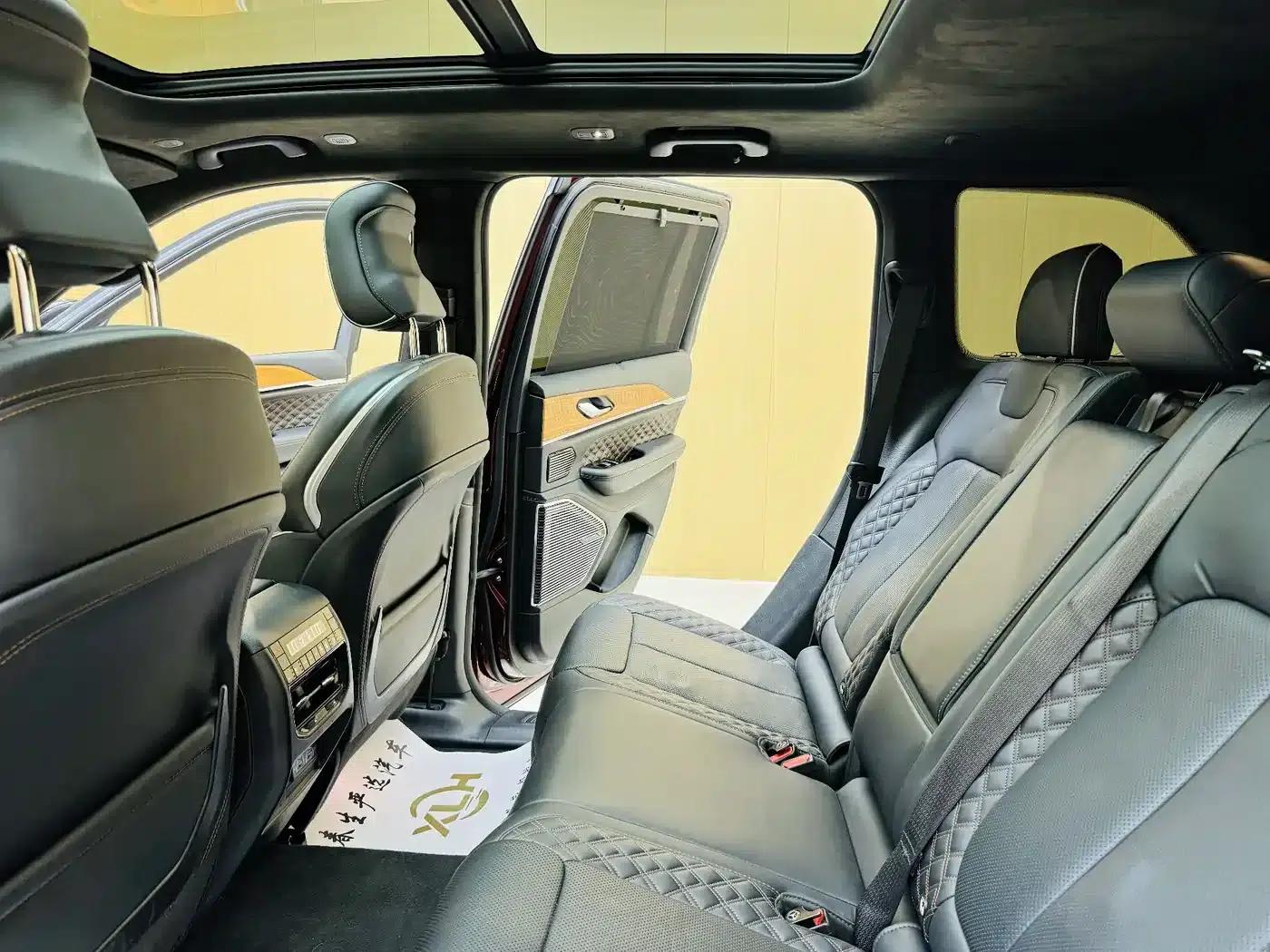 2023 Jeep Grand Cherokee 4xe (Imported) 4xe Premium Edition — миниатюра 15