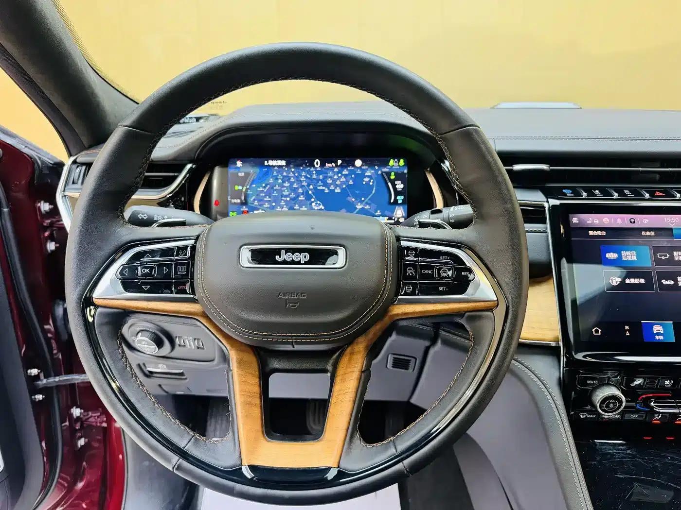2023 Jeep Grand Cherokee 4xe (Imported) 4xe Premium Edition — миниатюра 6