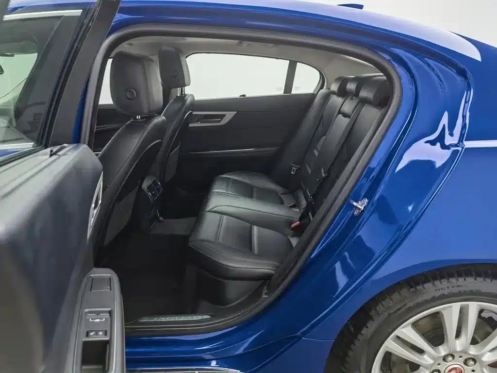 Jaguar XEL 2018 2.0T 200PS Premium Edition — миниатюра 15