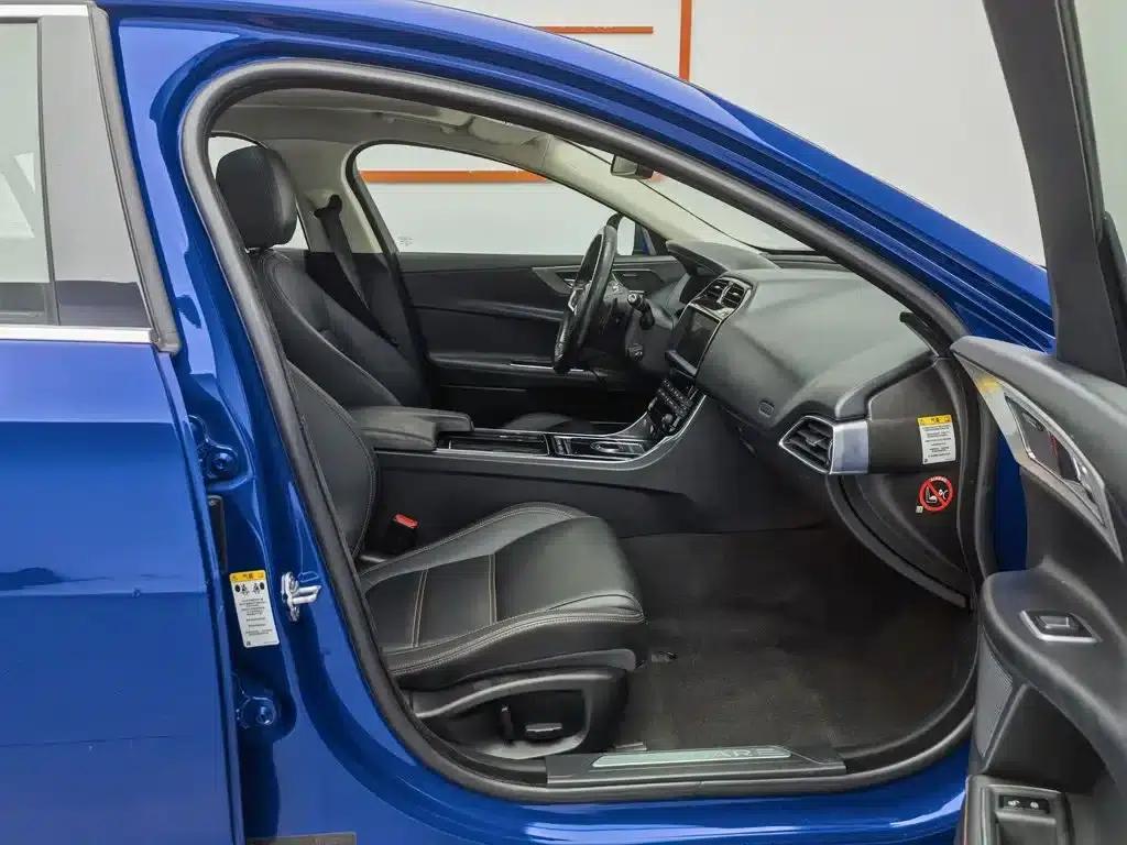 Jaguar XEL 2018 2.0T 200PS Premium Edition — миниатюра 23