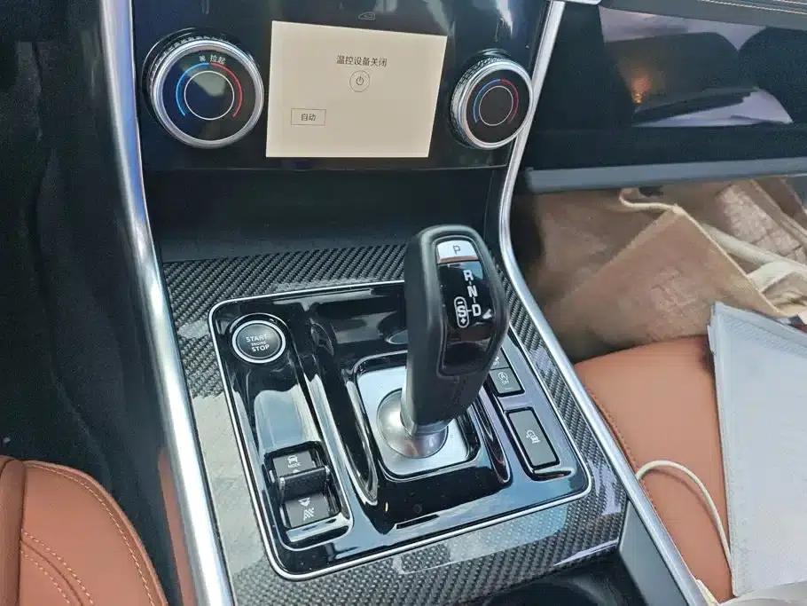 2024 Jaguar XEL 2.0T 250PS R-DYNAMIC S Black Sport Edition — миниатюра 16