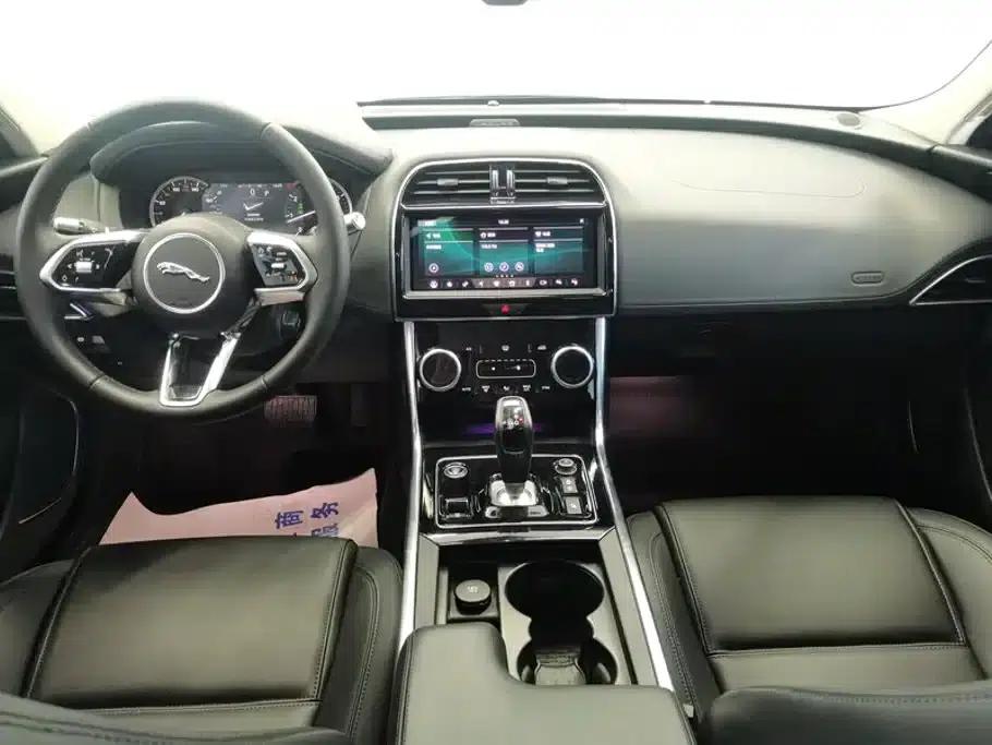 Jaguar XEL 2020 2.0T 200PS S Progressive Elegance Edition — миниатюра 12